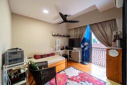 Sennett Estate (D13), Terrace #636883331